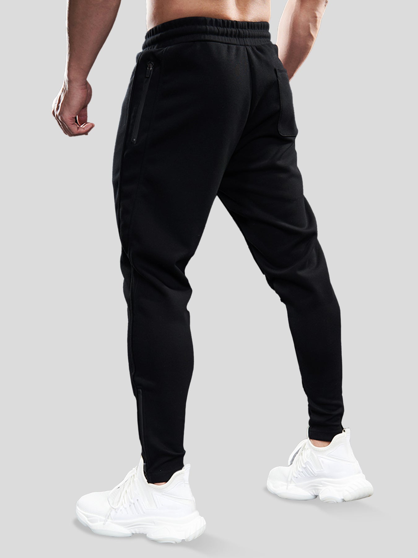 Weekend Performance Jogger con cremallera en el tobillo