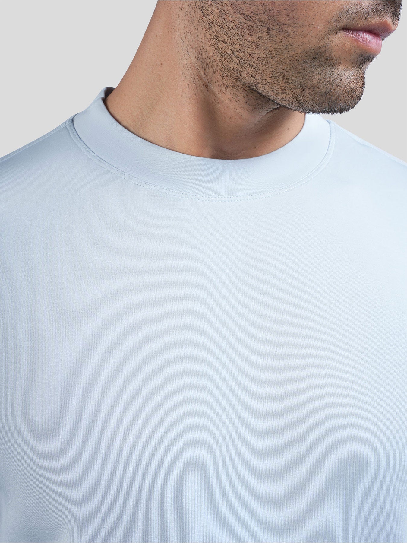 Camiseta de manga corta en mezcla de modal: corte ajustado