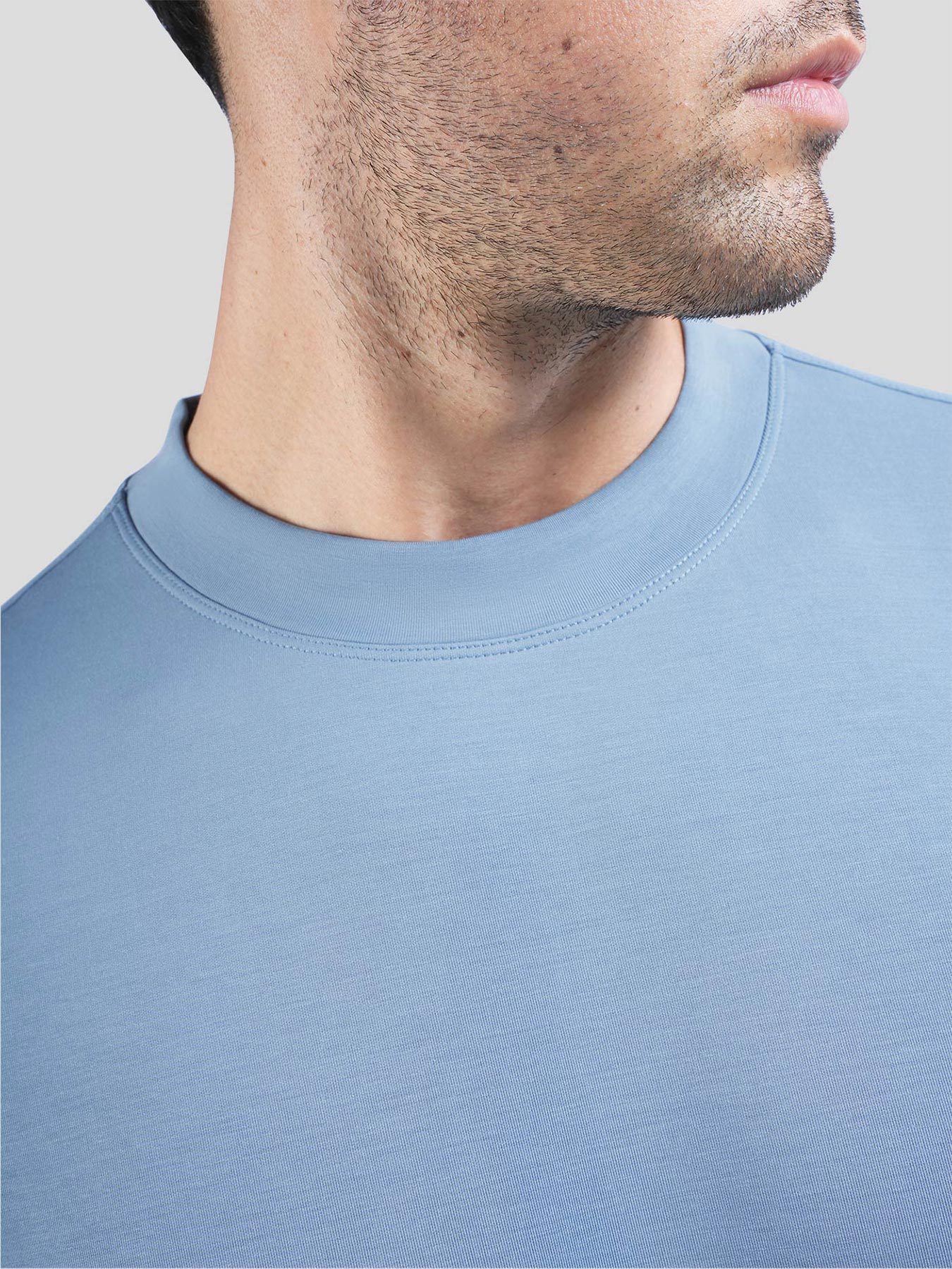 Camiseta de manga corta en mezcla de modal: corte ajustado