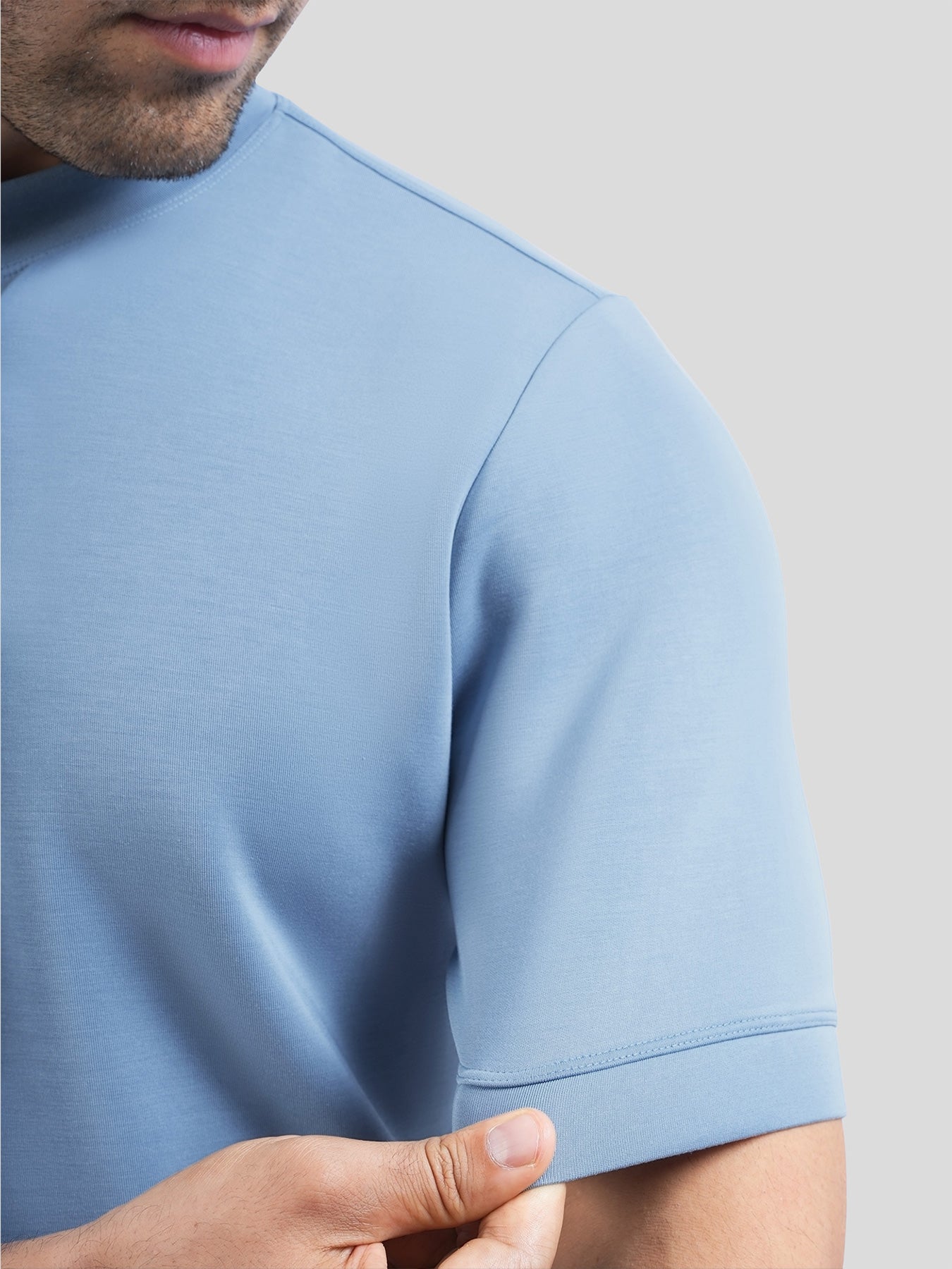 Camiseta de manga corta en mezcla de modal: corte ajustado