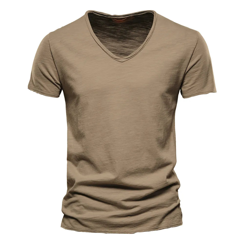 Structured, single-colored T-shirt with V-neck for men