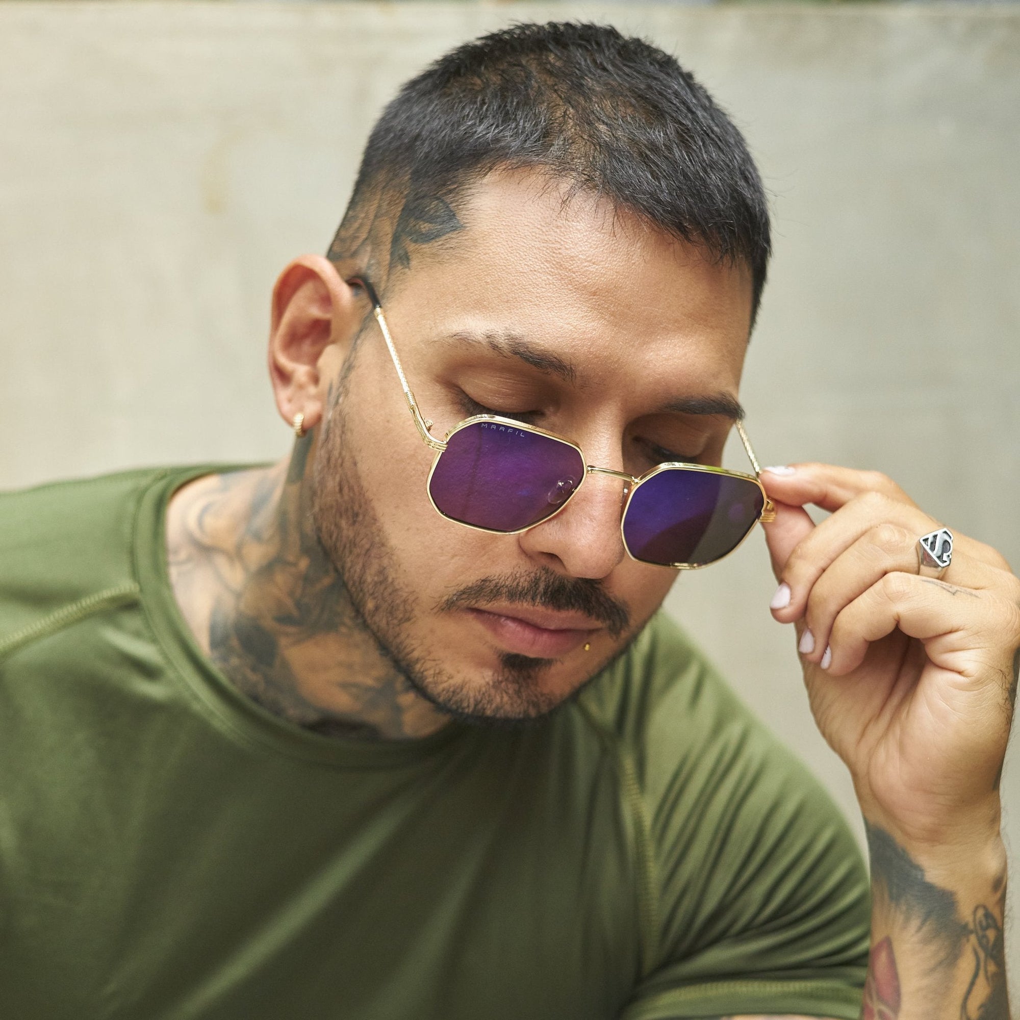 GAFAS DE SOL MARFIL VINTAGE TORNASOL AZUL - LLÉVATE 2 Y PAGA 1
