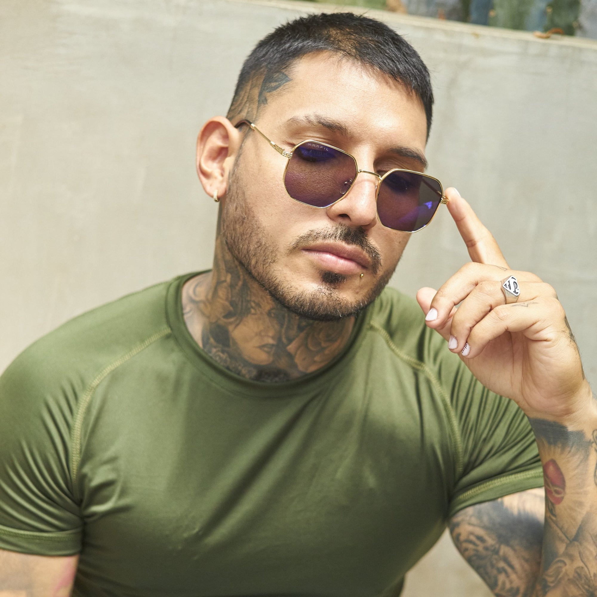 GAFAS DE SOL MARFIL VINTAGE TORNASOL AZUL - LLÉVATE 2 Y PAGA 1